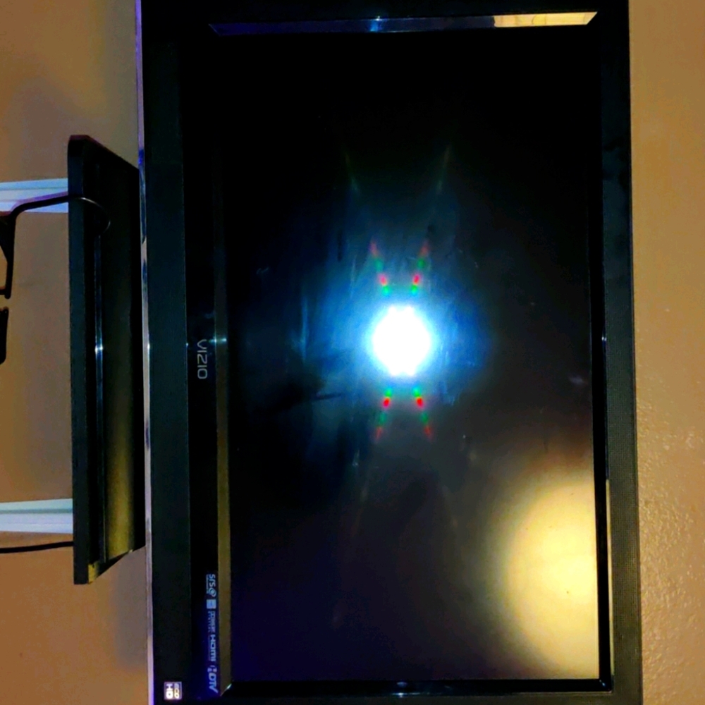 Vizio hd 32" tv